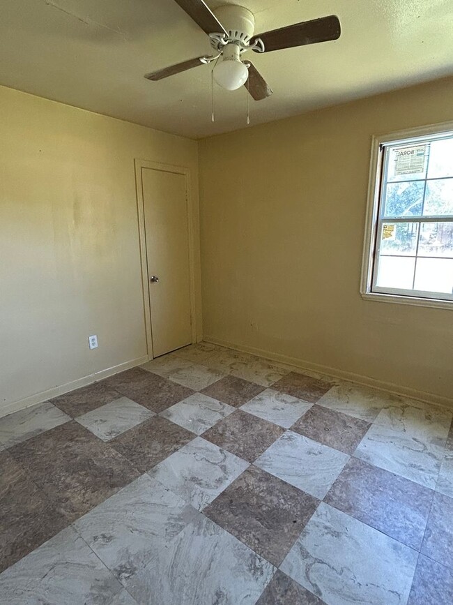 6431 W Canal Blvd in Shreveport, LA - Building Photo - Building Photo