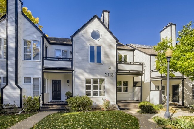 2113 Walnut St in Boulder, CO - Building Photo - Building Photo