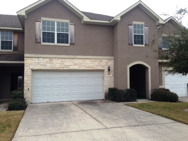 Silverglen Townhomes in Houston, TX - Building Photo - Building Photo