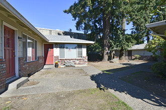 622 SE 146th Ave in Portland, OR - Building Photo - Building Photo