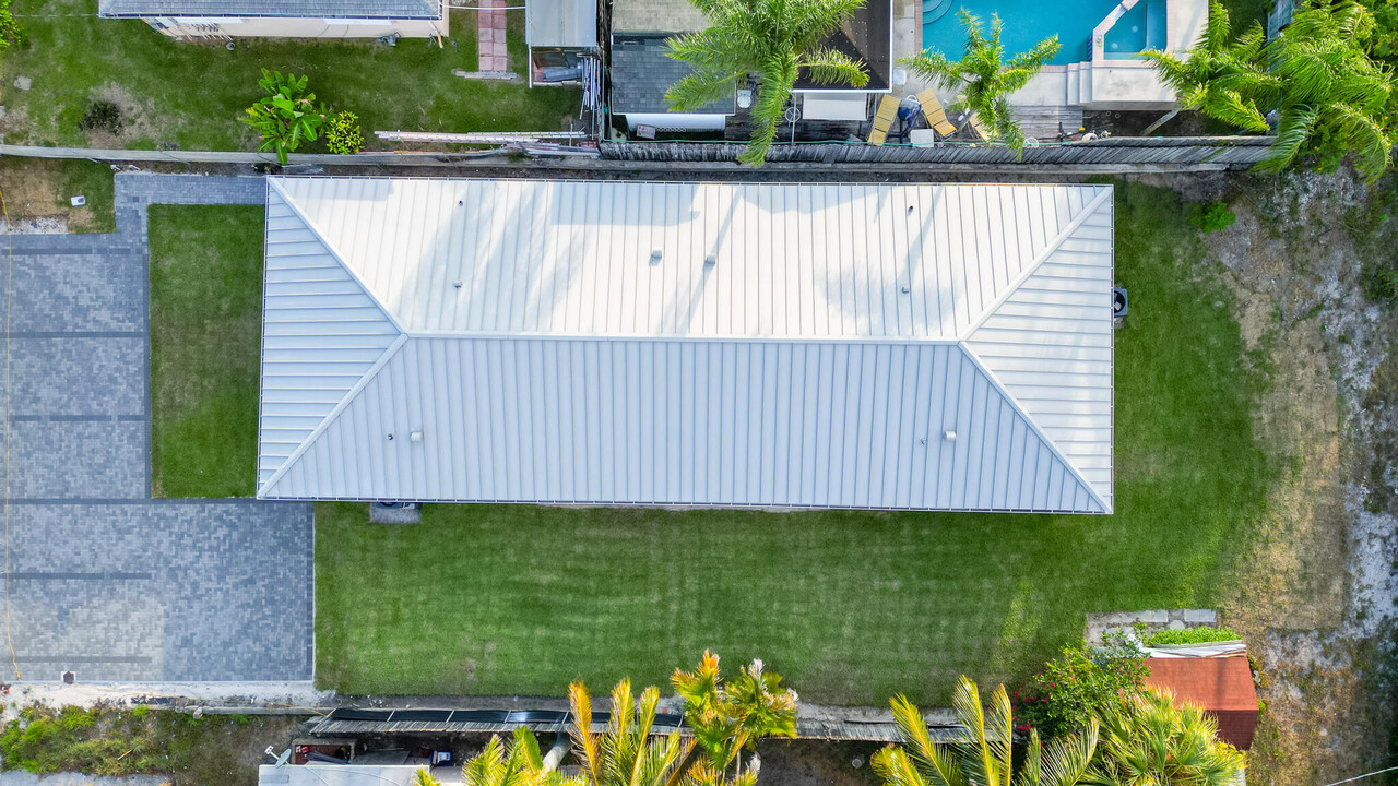 303 De Carie St in Delray Beach, FL - Building Photo