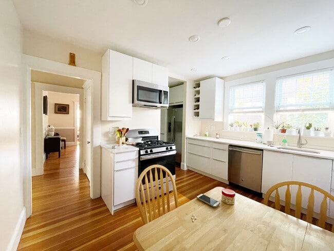 property at 33 Carver Rd
