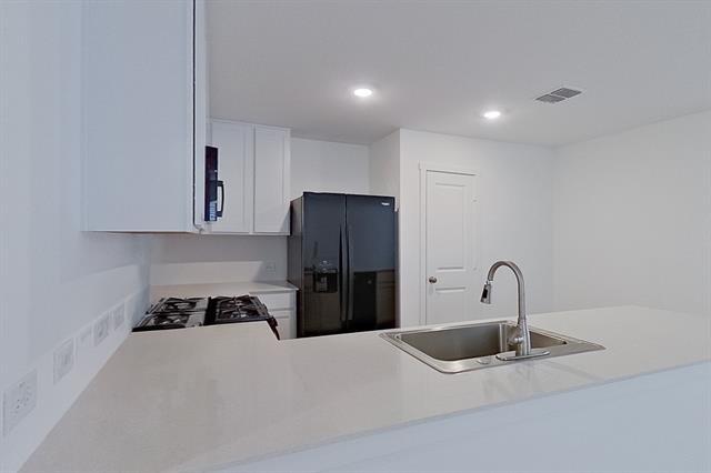 10737 Dusty Rnch Rd in Fort Worth, TX - Building Photo - Building Photo