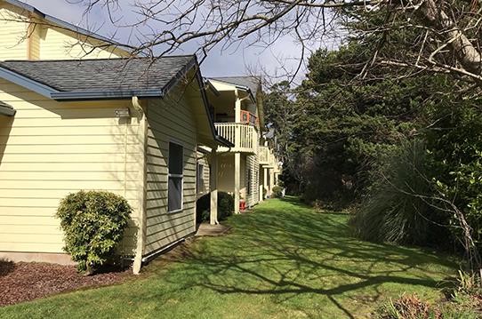 Pacific Pines in Bandon, OR - Building Photo - Building Photo