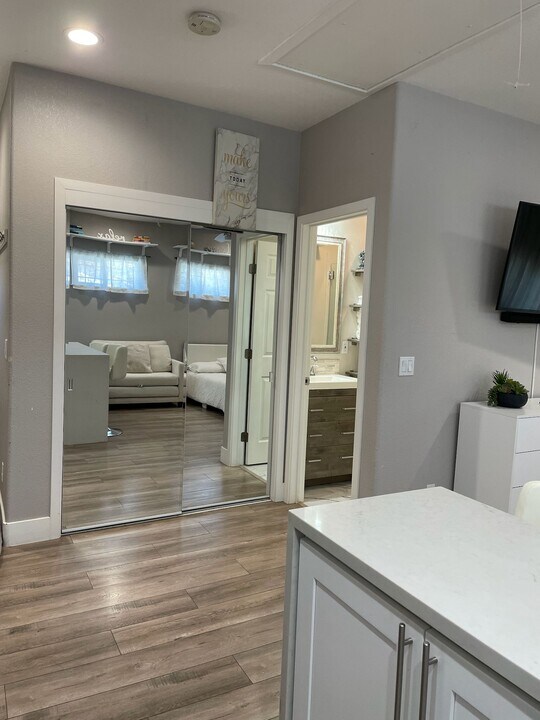 3571 Pleasant Echo Dr in San Jose, CA - Foto de edificio