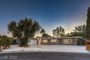 2505 Laurie Dr in Las Vegas, NV - Building Photo