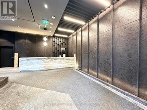 110 Broadway Ave in Toronto, ON - Building Photo - Building Photo