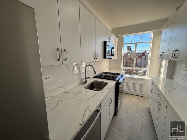 FIFTH AVENUE, Unit 9D in New York, NY - Foto de edificio - Building Photo