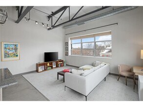 111 E Franklin Ave in Minneapolis, MN - Building Photo - Building Photo