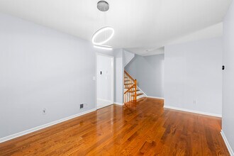 62 Brookstone Cir in Morris Plains, NJ - Building Photo - Building Photo