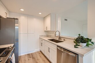 758 Timber Cove Way in Oceanside, CA - Building Photo - Building Photo
