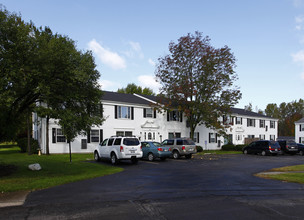 Olmsted Falls Village in Olmsted Falls, OH - Building Photo - Building Photo