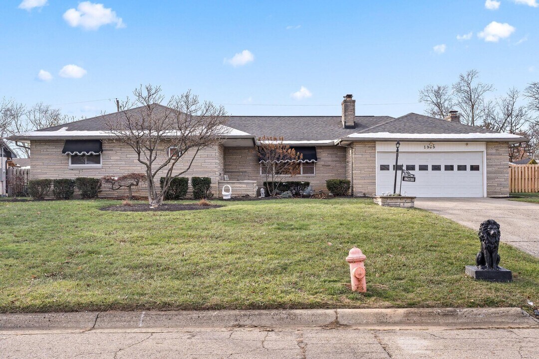 1585 Peace Pl in Columbus, OH - Building Photo