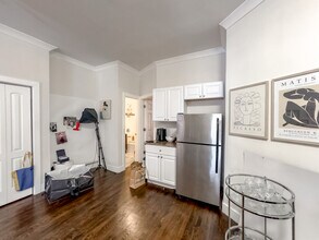 2905 N Mildred Ave in Chicago, IL - Building Photo - Building Photo