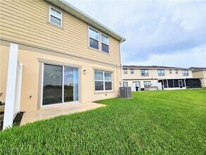 15001 Caspian Tern Ct in North Fort Myers, FL - Building Photo - Building Photo