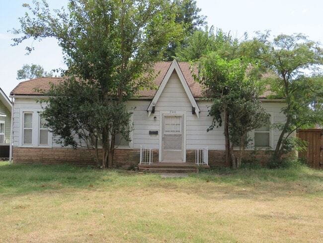 property at 706 NW Euclid Ave