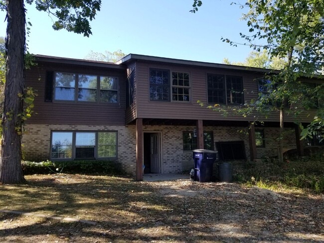 property at 1223-1225 Elgin Ave