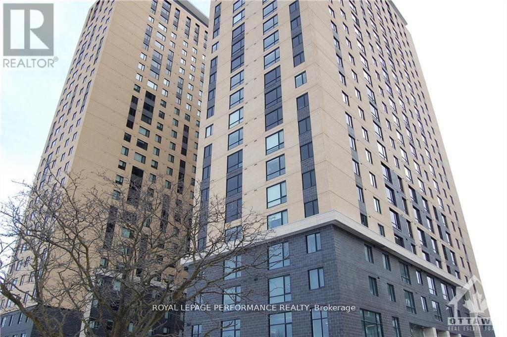 105-105 Champagne Ave S in Ottawa, ON - Building Photo