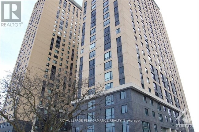 property at 105-105 Champagne Ave S