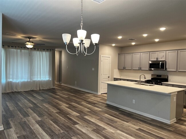 4929 Blackburn Ln in Arcola, TX - Building Photo - Building Photo