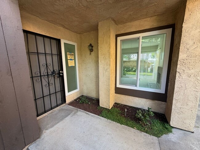 800-806 S Park Hyde St in Orange, CA - Building Photo - Building Photo