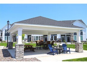 2438 N Blossom Cir in Orono, MN - Building Photo - Building Photo