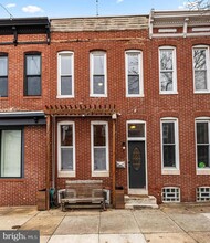 33 N Montford Ave in Baltimore, MD - Building Photo - Building Photo