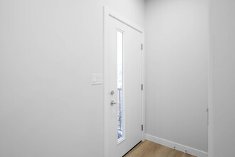 3907-3941 41 Ave in Beaumont, AB - Building Photo - Building Photo