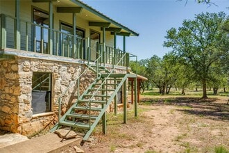 1217 Lost Oak Trail in Johnson City, TX - Building Photo - Building Photo
