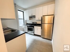 EAST 88 STREET in New York, NY - Building Photo - Building Photo