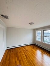 19 Harding Ave, Unit 2L in Everett, MA - Building Photo - Building Photo