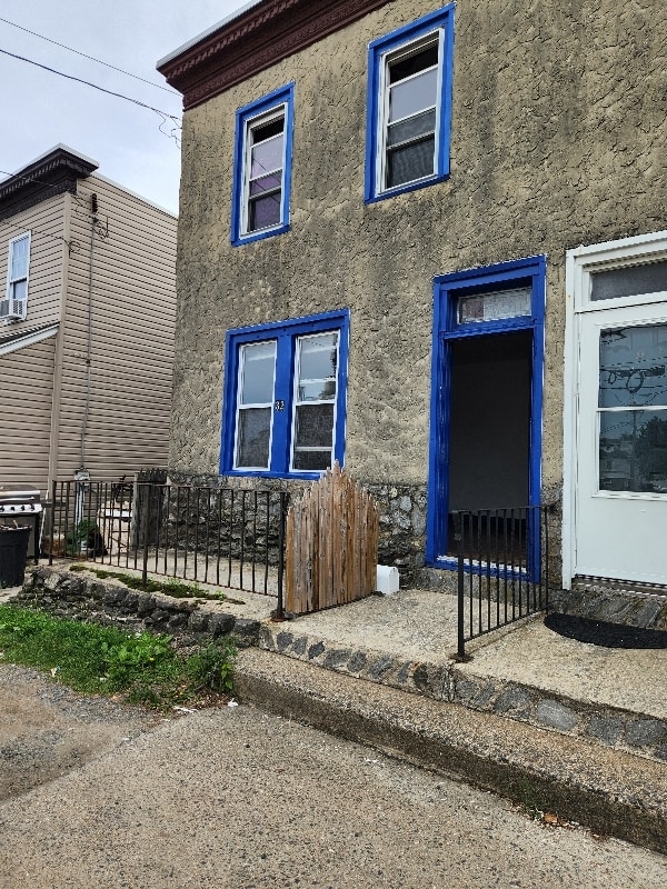 property at 32 Darby Rd