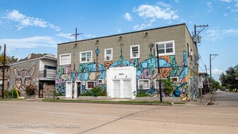 Truxillo Place in Houston, TX - Building Photo