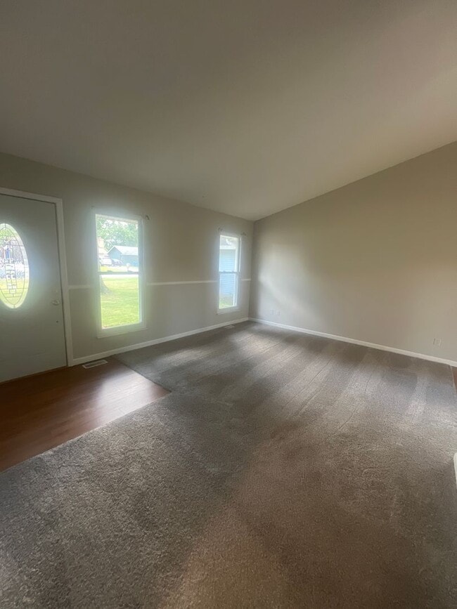 229 N Durkin Dr in Springfield, IL - Building Photo - Building Photo