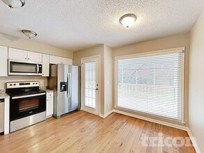 2113 Putnam Ln in Mount Juliet, TN - Foto de edificio - Building Photo