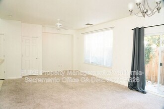 4354 Mt Kisco Way in Rancho Cordova, CA - Building Photo - Building Photo