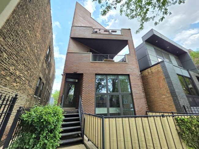 property at 1229 N Campbell Ave