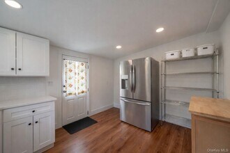 93 West St in Warwick, NY - Building Photo - Building Photo