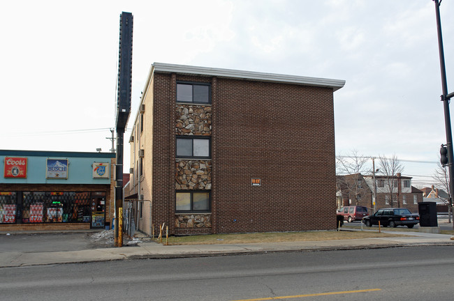 6301 S Keeler Ave Chicago IL in Chicago, IL - Building Photo - Building Photo