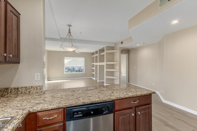 14000 N 94th St in Scottsdale, AZ - Building Photo - Building Photo