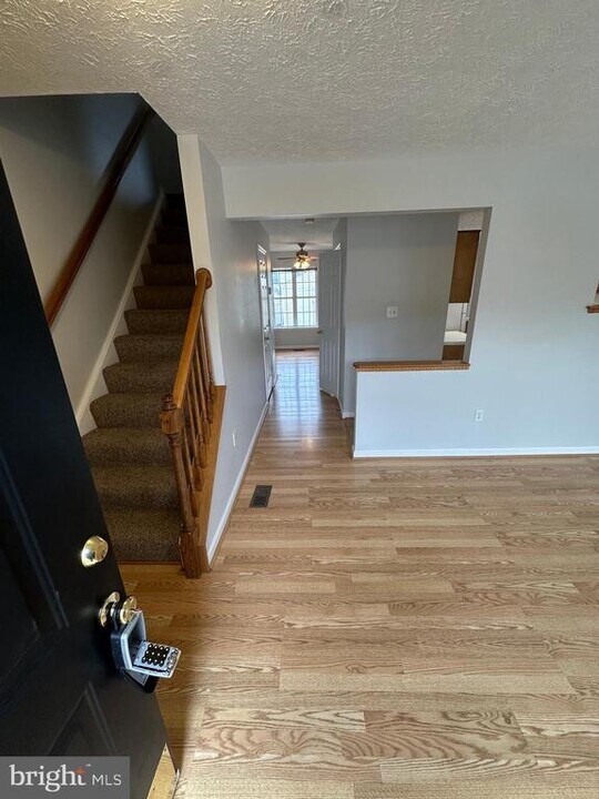 104 Peridot Pl in Stephens City, VA - Building Photo