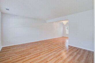 1547 Clark Sound Cir in Charleston, SC - Building Photo - Building Photo