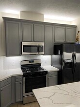 20123 Travis Falls Dr in Tomball, TX - Foto de edificio - Building Photo
