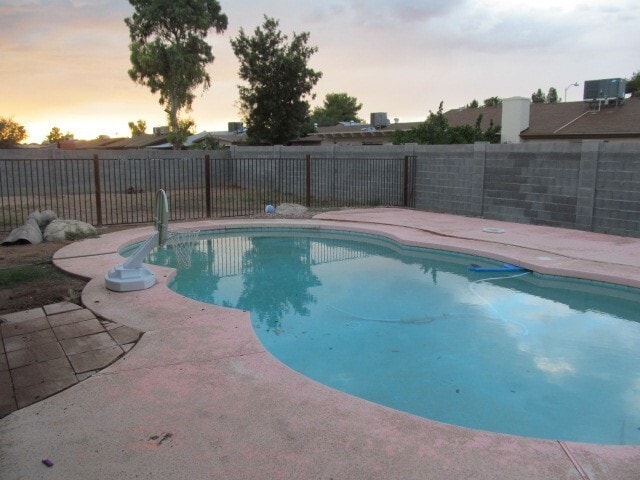 860 E Hampton Ave in Mesa, AZ - Building Photo - Building Photo