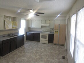 802 N B St in Bridgeton, NC - Building Photo - Building Photo