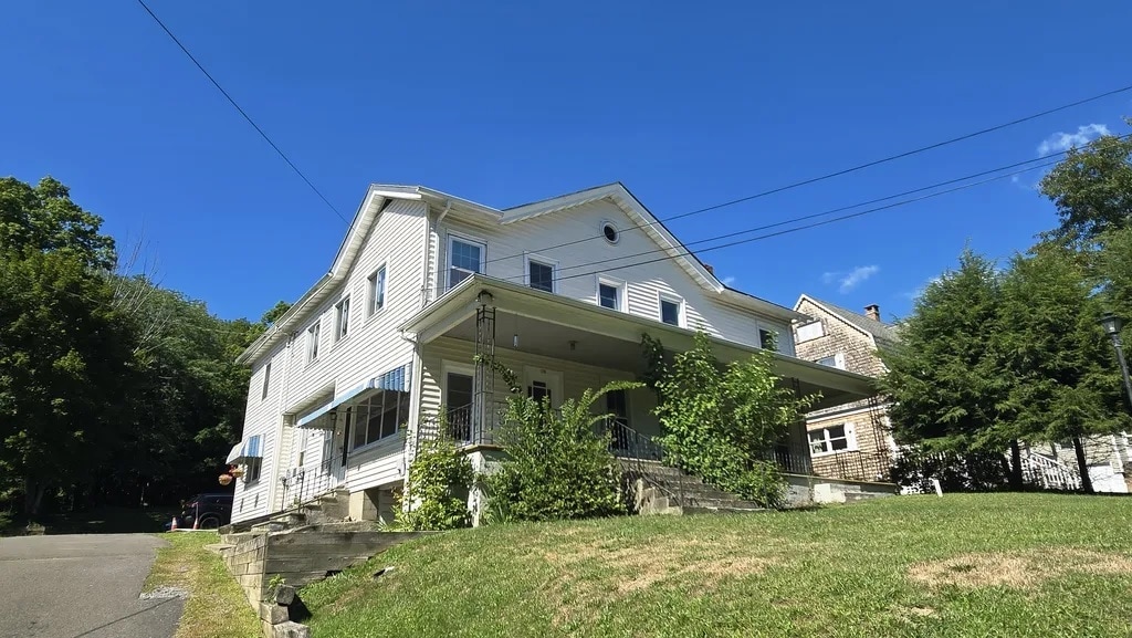 178 Main St, Unit 4 in Hudson, NY - Building Photo