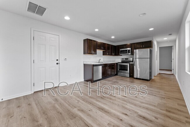 1306 Woodlawn Ave in Indianapolis, IN - Building Photo - Building Photo