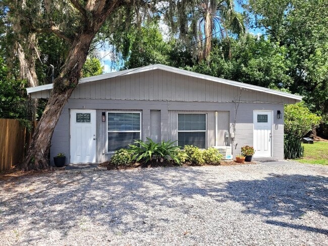 5312 Old Cheney Hwy, Unit Apt D