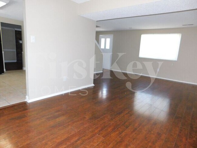 7076 Autumnhill Ln in Memphis, TN - Building Photo - Building Photo