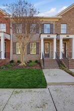 2330 Clare Park Dr in Franklin, TN - Building Photo - Building Photo